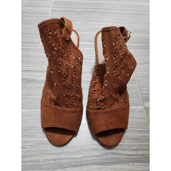 Women's Qupid Donner Bootie - Picture 2 of 4